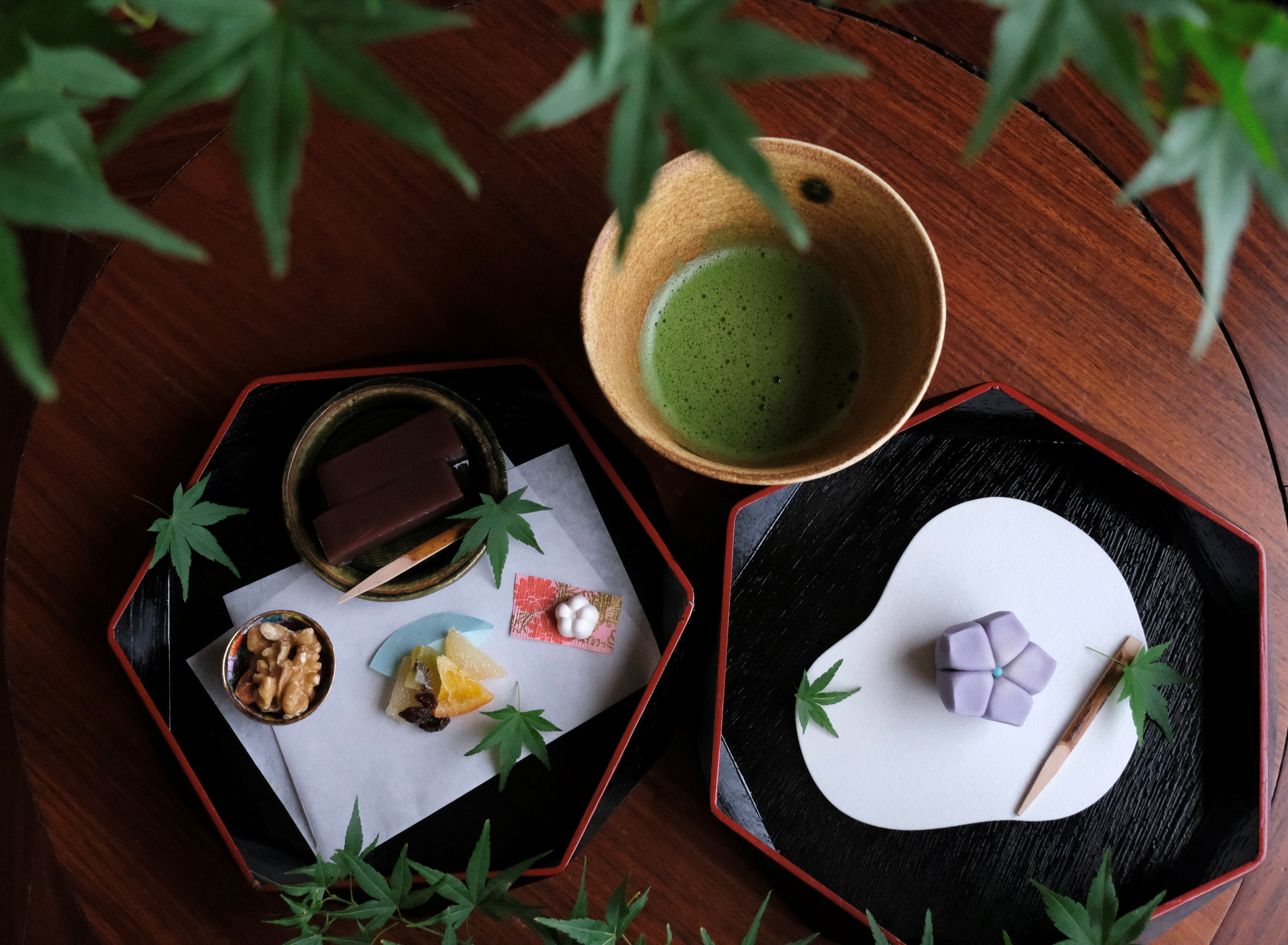 抹茶＋上生菓子または季節の菓子プレート