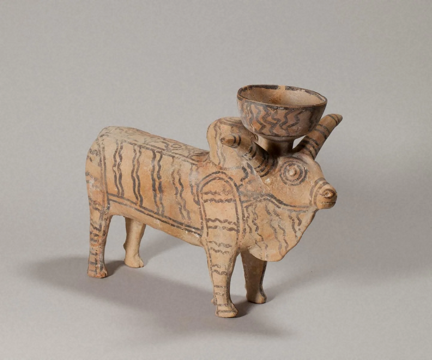 瘤牛形容器 伝 パキスタン･メヘルガル遺跡出土 先インダス文明期・ナール式（紀元前3500-紀元前2600年頃）